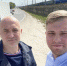 Захар Прилепин сделал селфи на дороге ул. Вокзальной в Рыбном - Rybnoe.Net