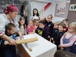 Игровая программа "Крестьянский дом и все что в нем"
